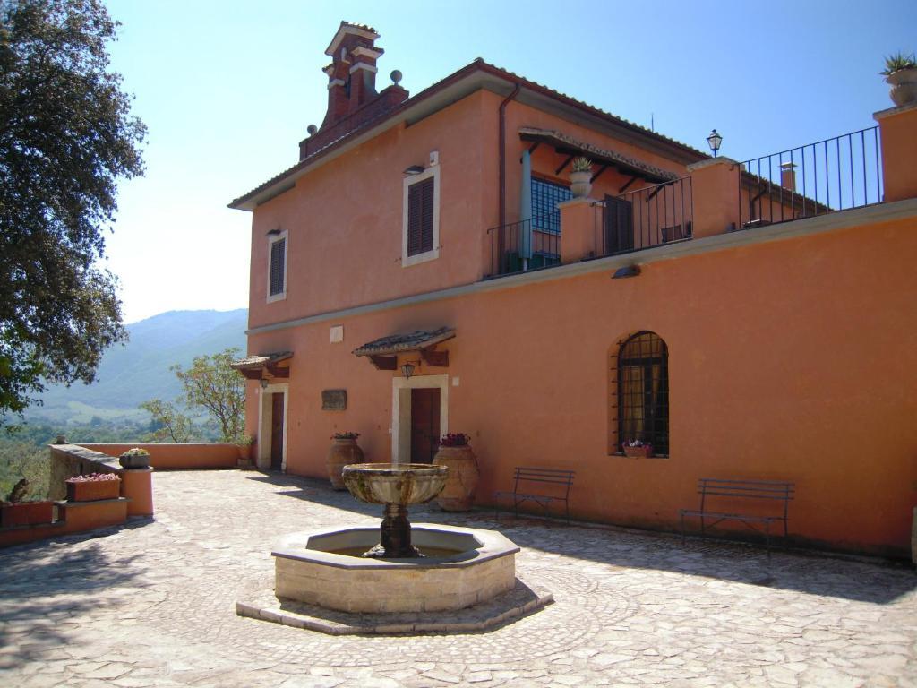Tenuta Colfiorito Feriegård Rom